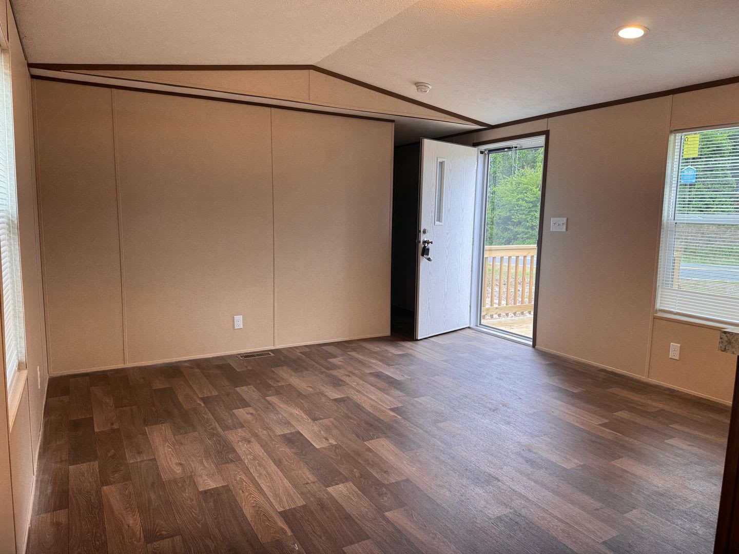 Brand New 3 Bed 2 Bath Mobile Home – photo 2