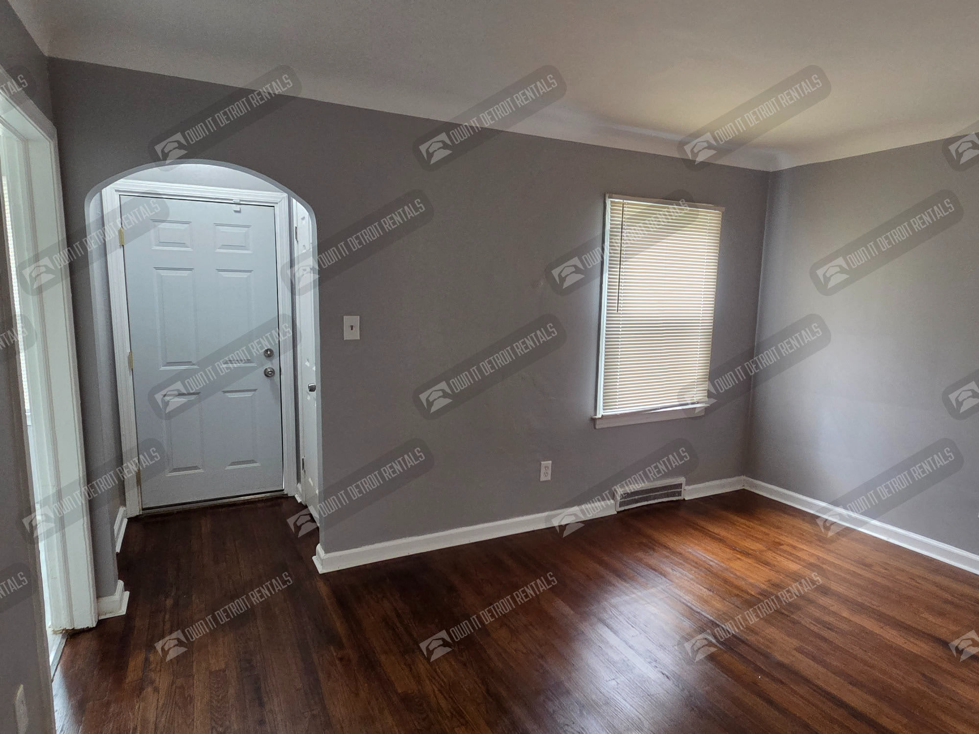 14757 Wilfred St – photo 5