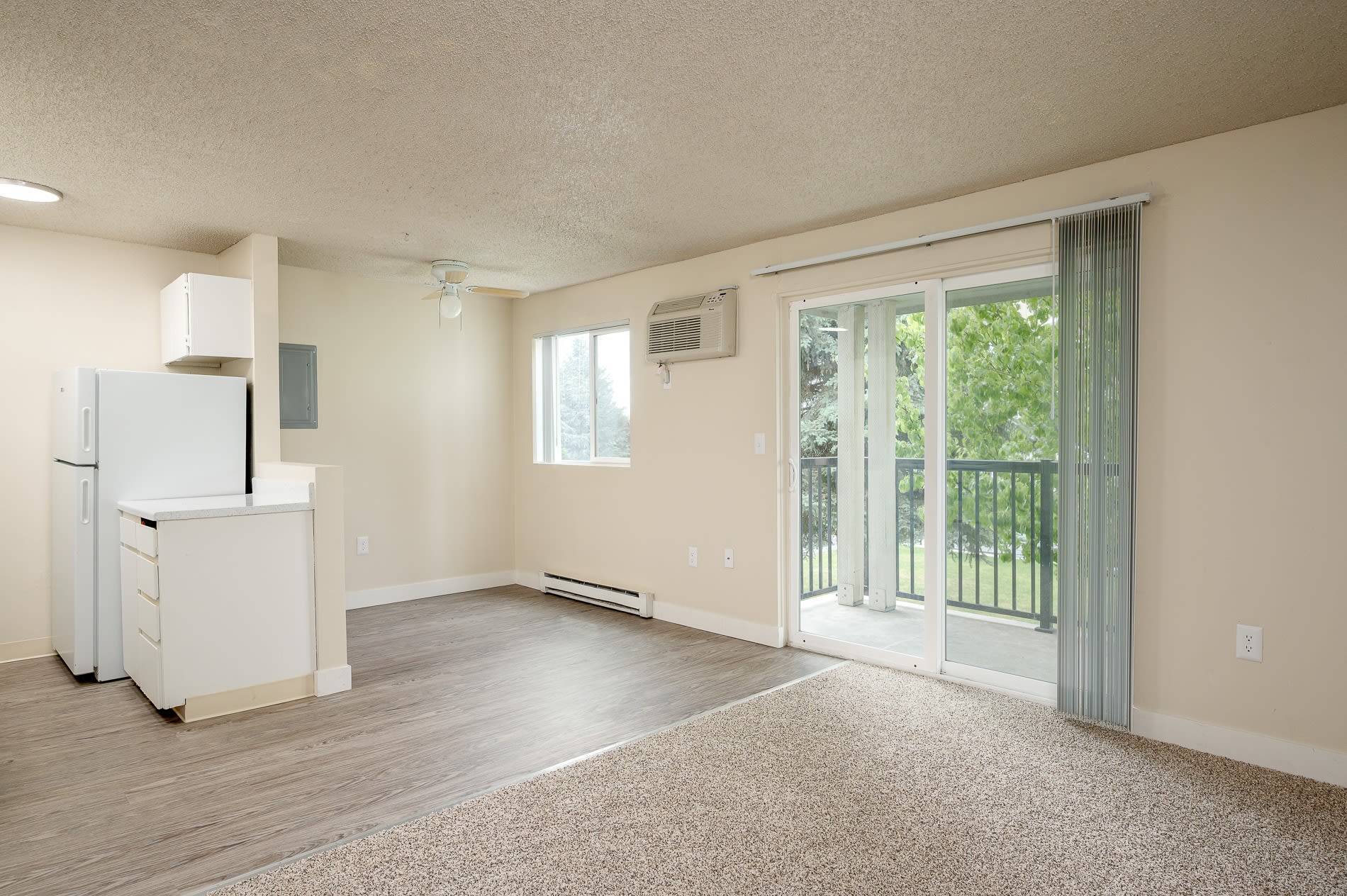Sunset Apartments – photo 4