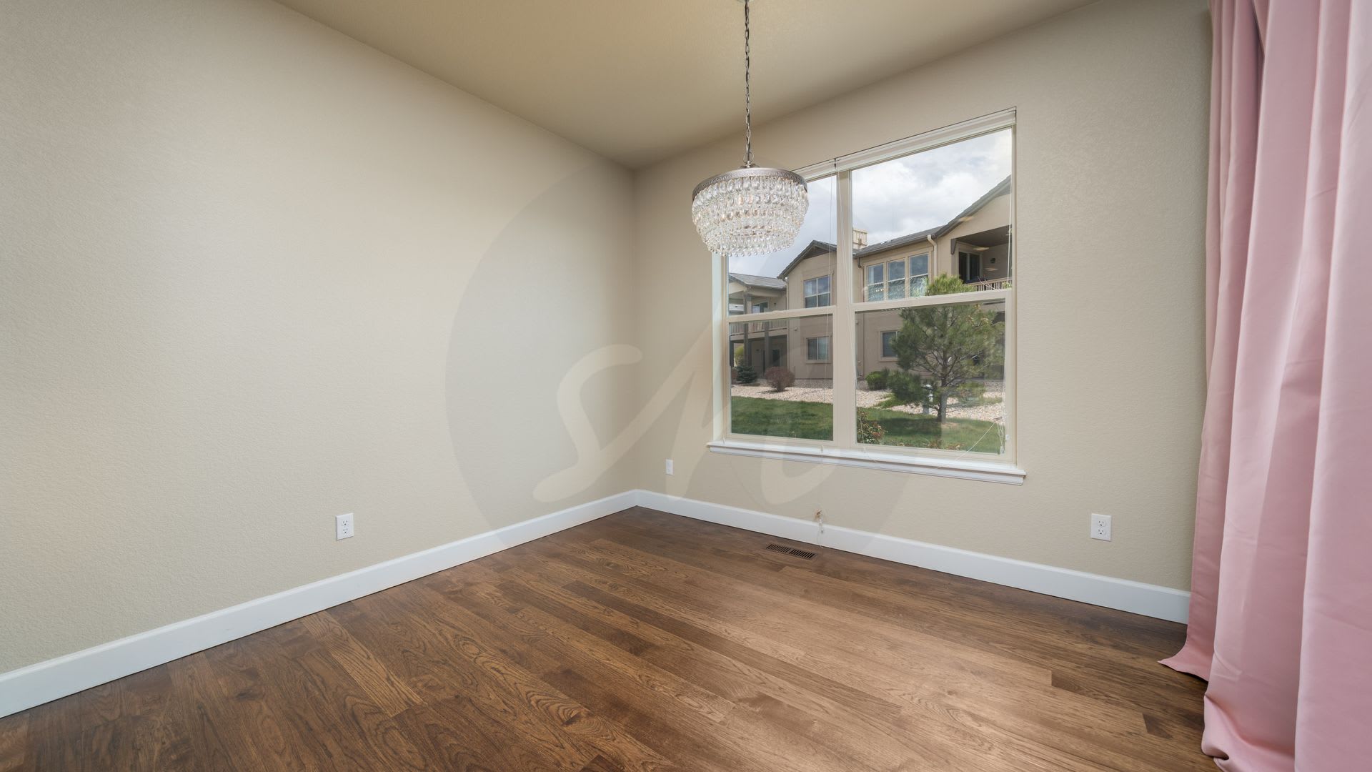 Stunning 4 Bedroom Patio Home in Flying Horse – photo 5