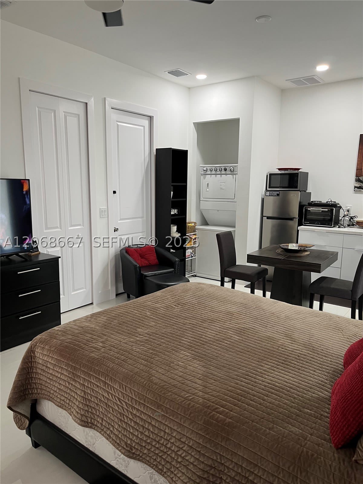 1251 E CELLINI ST – photo 3