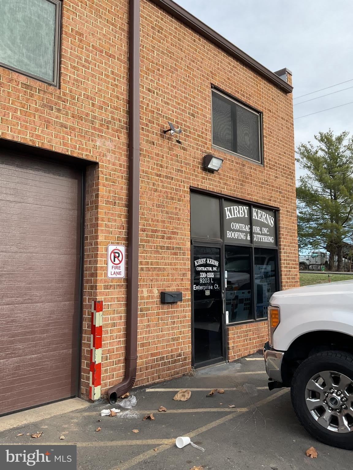 9203 ENTERPRISE Court – photo 2