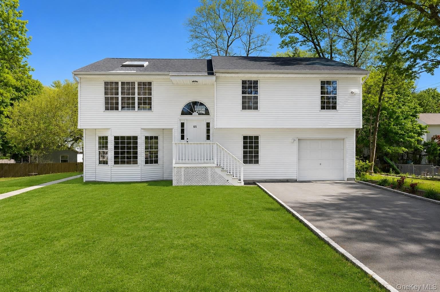 65 16th Street – photo 1