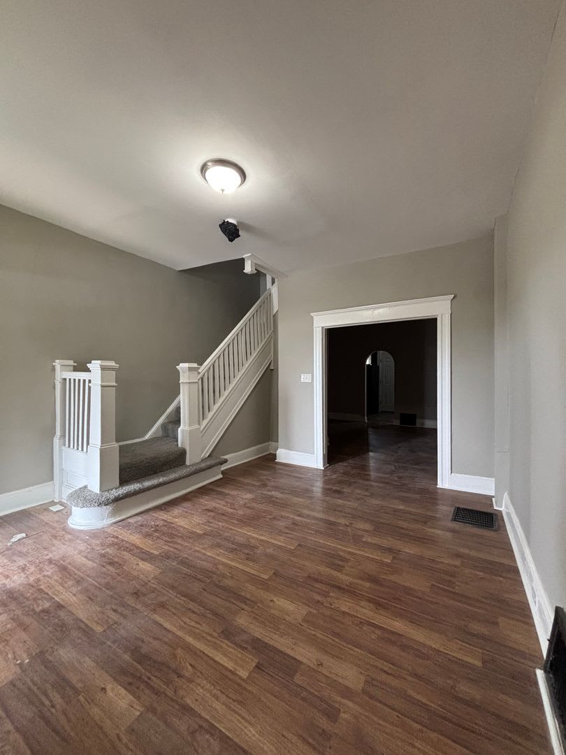 Charming 3BR/1BA Home Near Pimlico Racecourse – Ideal for Young Professionals & Growing Families – photo 4