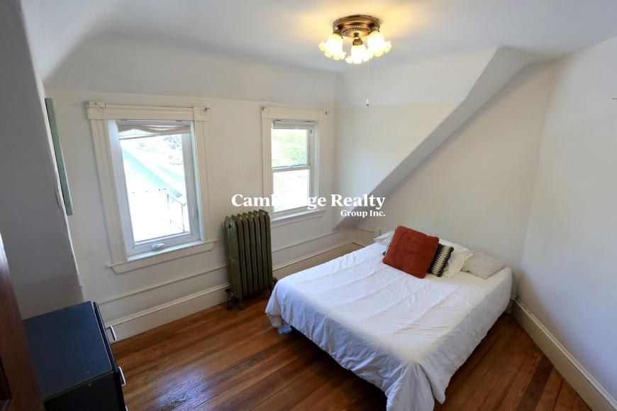 124 Forest St. – photo 3