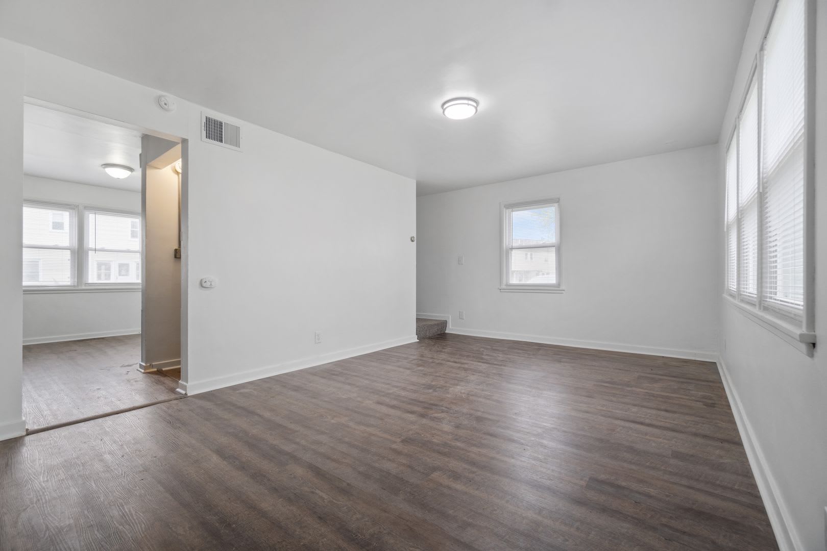 Cozy 3-Bedroom, 1-Bathroom Townhouse in Midland Heights, PA! – photo 4