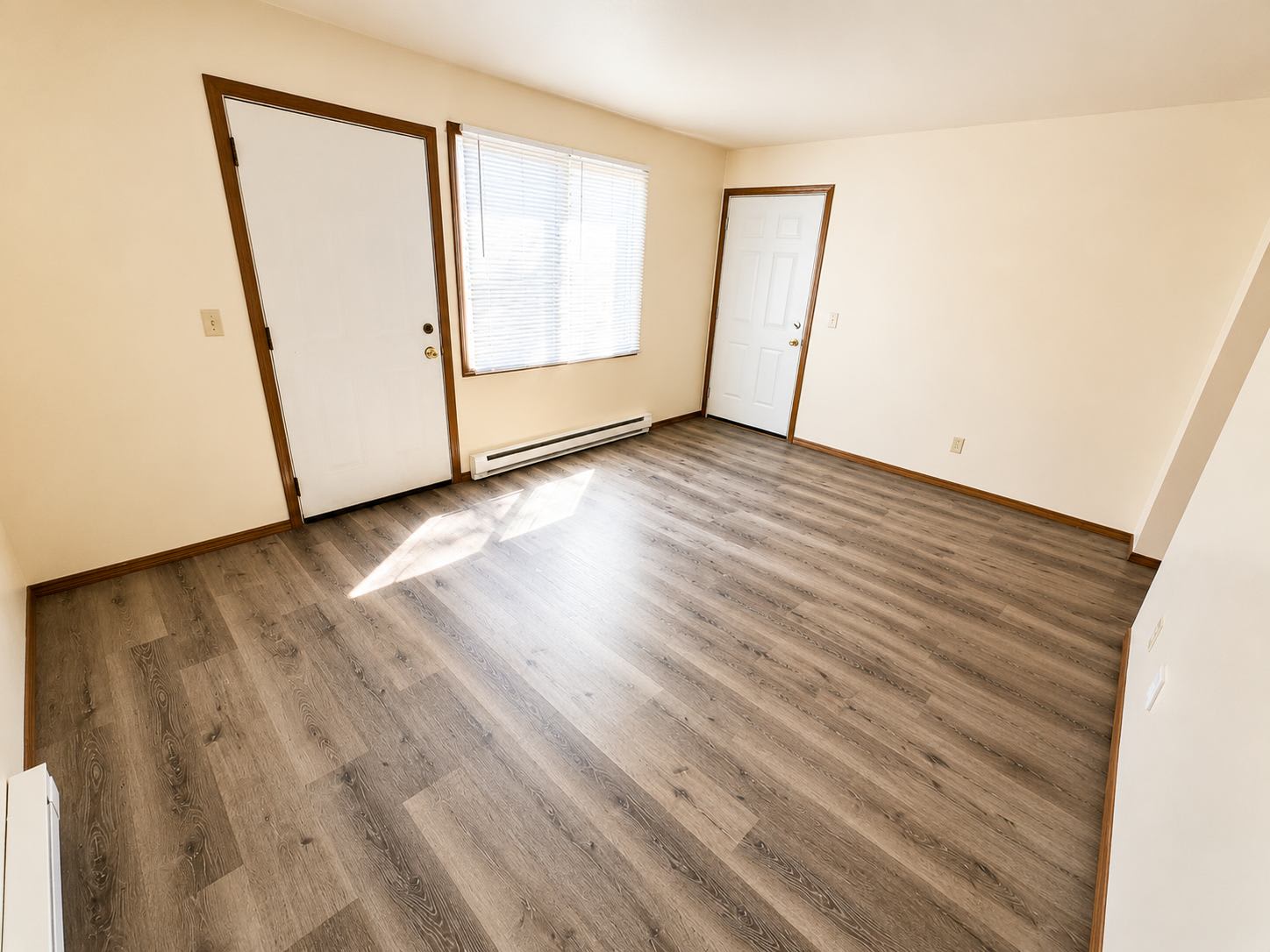 2716 4th AvenueApt 8 – photo 4