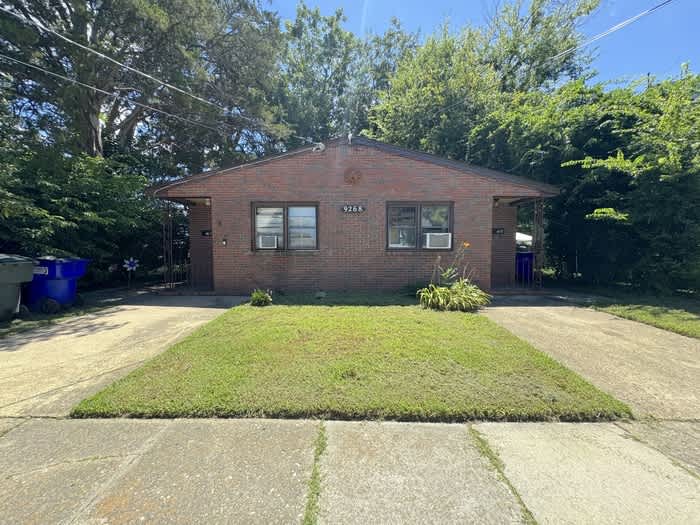 9268 Buckman Avenue – photo 3