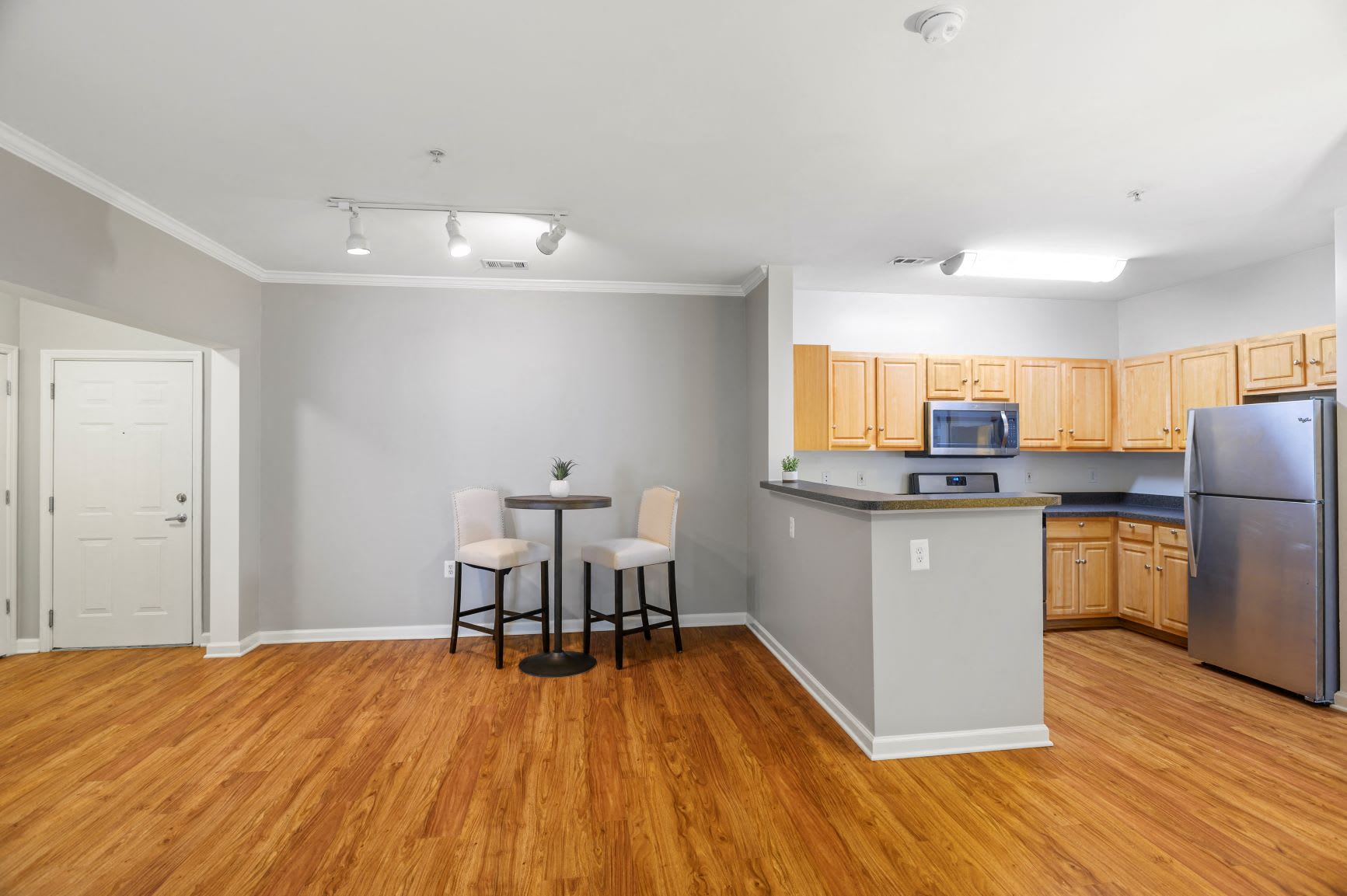 The Residences at King Farm – photo 5