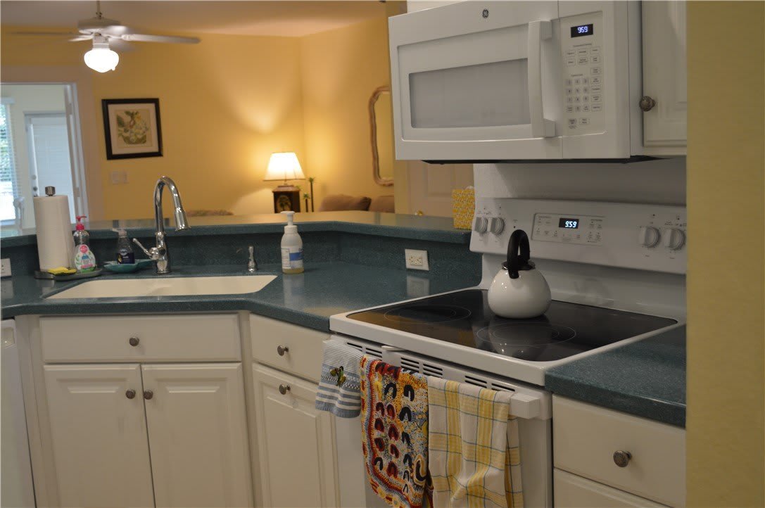 1304 Coral Park Lane – photo 5