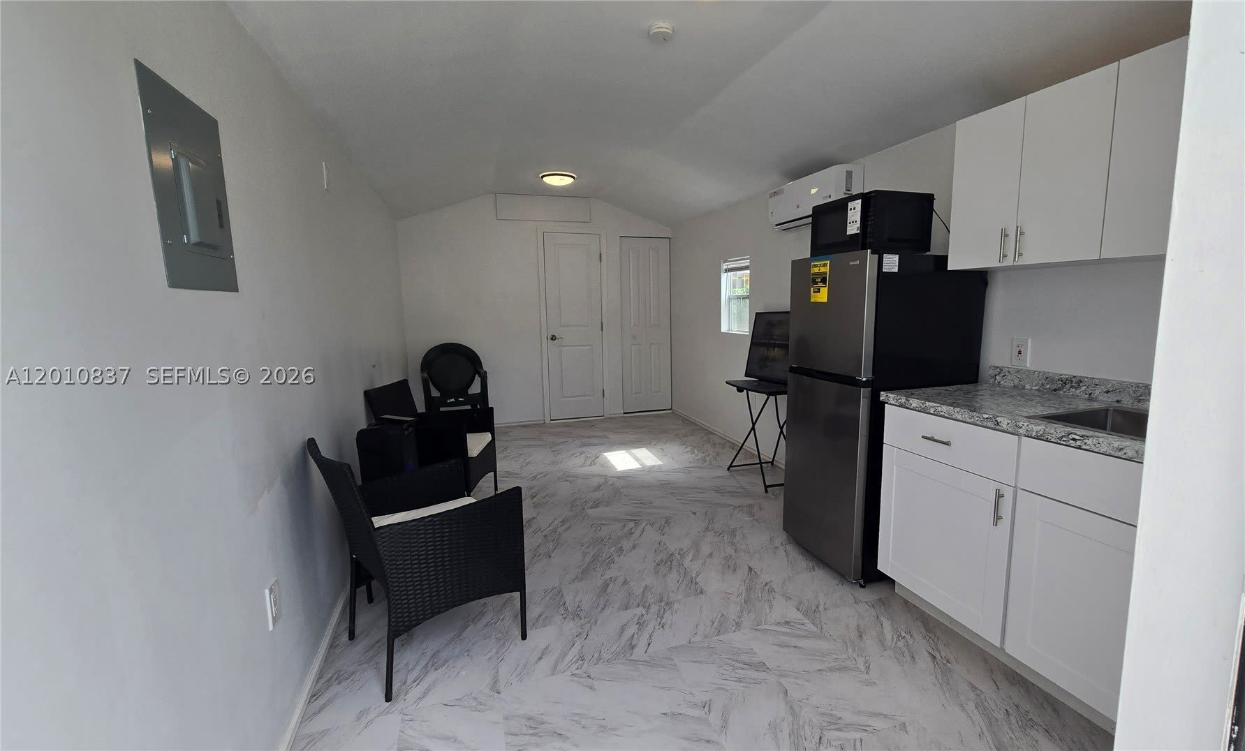 2440 NW 99th St – photo 3