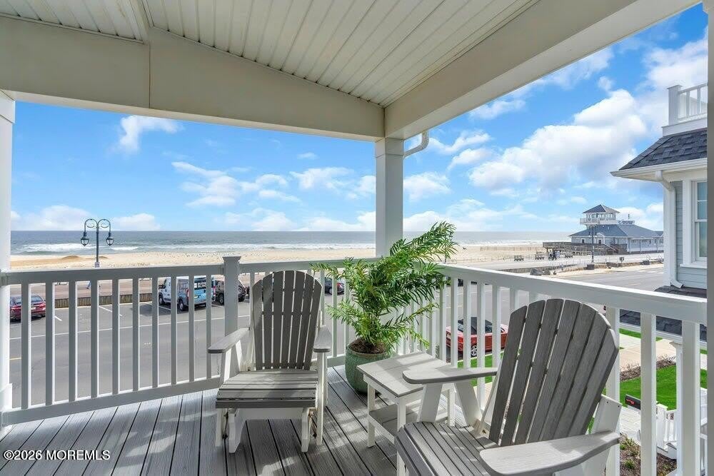 903 Ocean Avenue N – photo 1