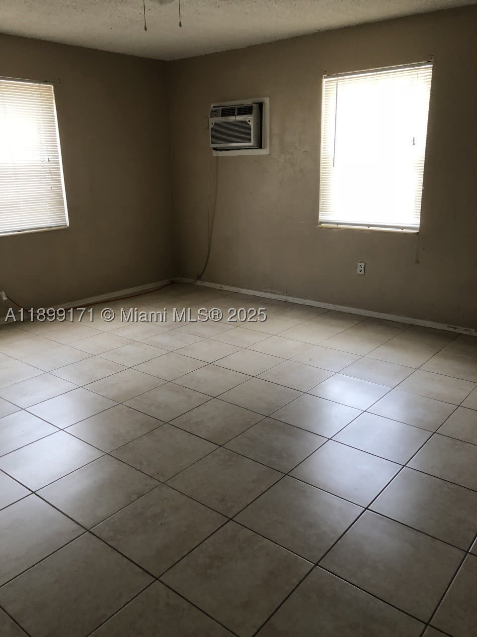 1915 Fletcher St – photo 5