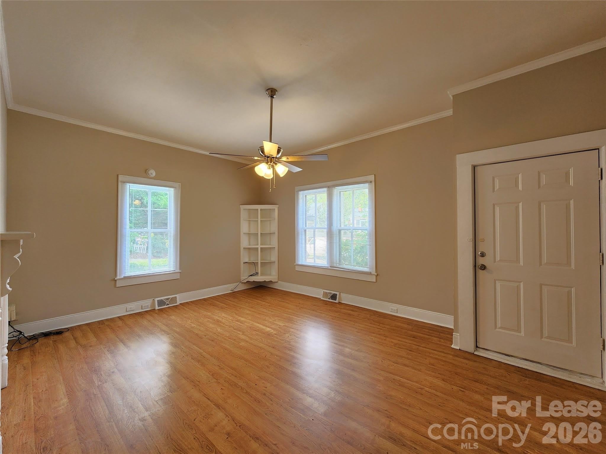 907 S Jackson Street – photo 1