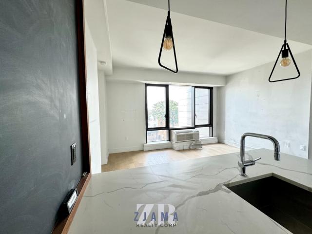 635 Fourth Avenue – photo 3