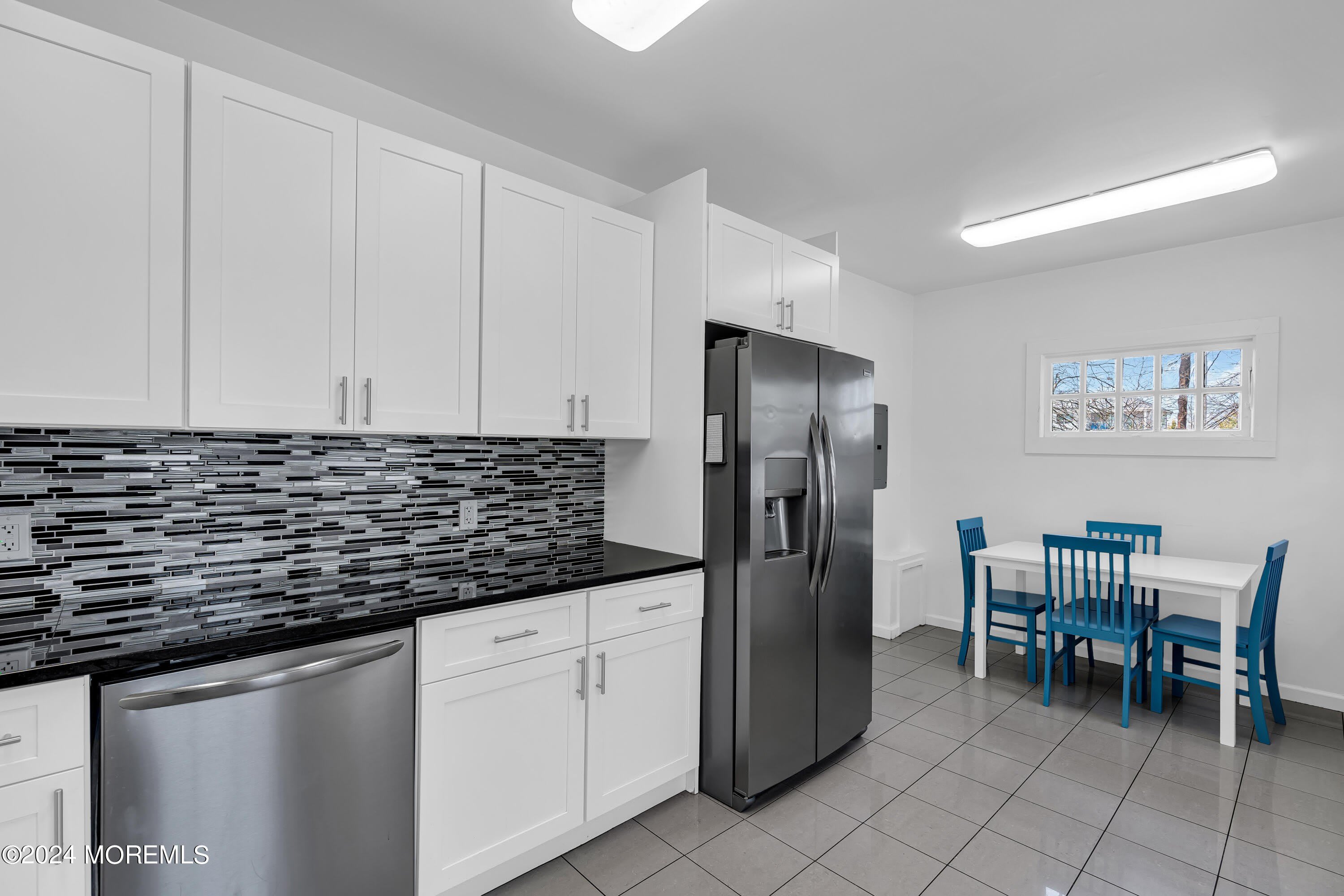 17 Lakeview Road – photo 3