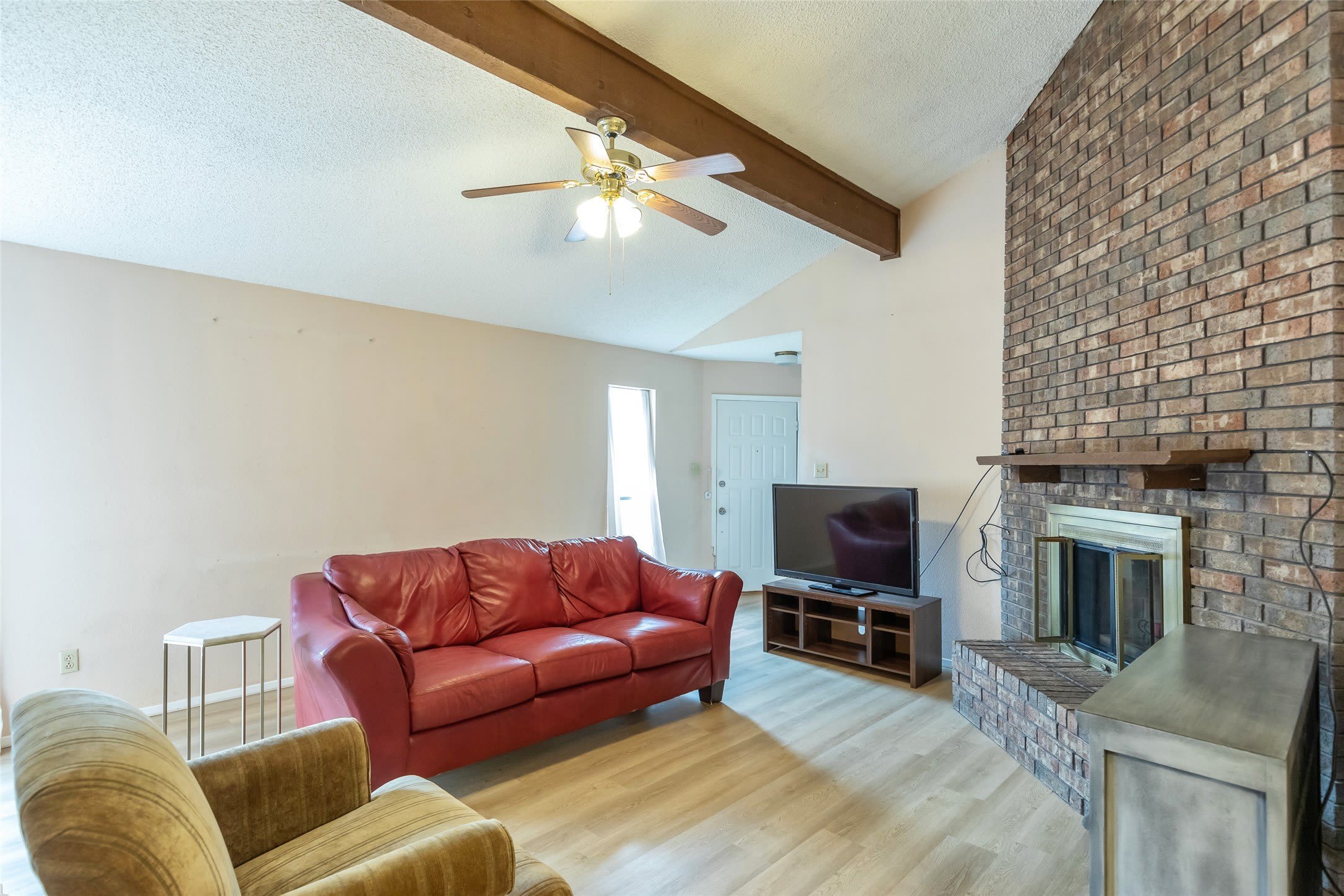 4074 Russell Avenue – photo 3