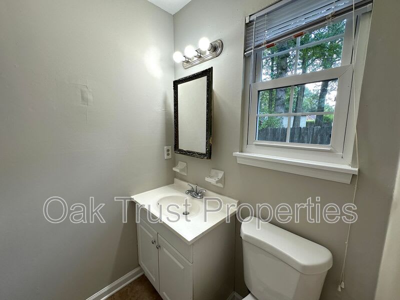 46 Oak Grove Rd – photo 5