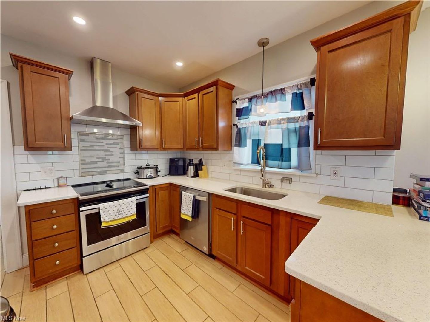 3423 Beechwood Ave – photo 4