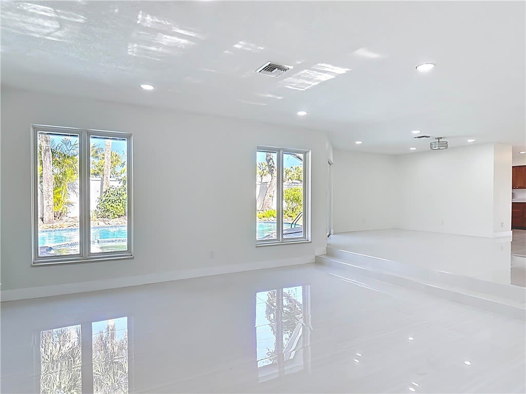 1200 Poitras Drive – photo 3