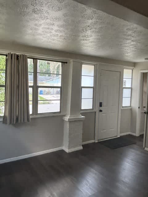 211 North Moss Street – photo 5