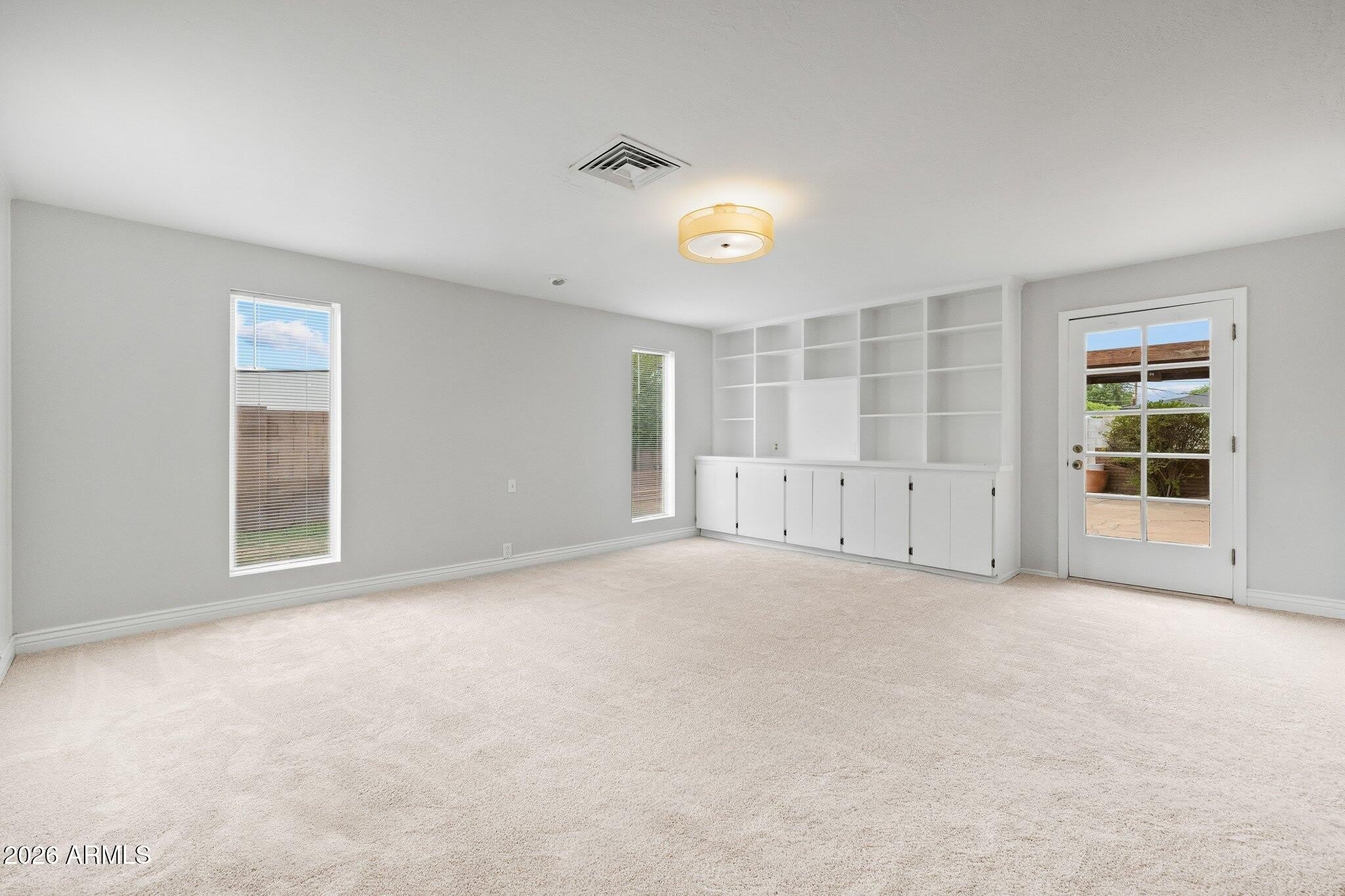 4909 E FLOWER Street – photo 5