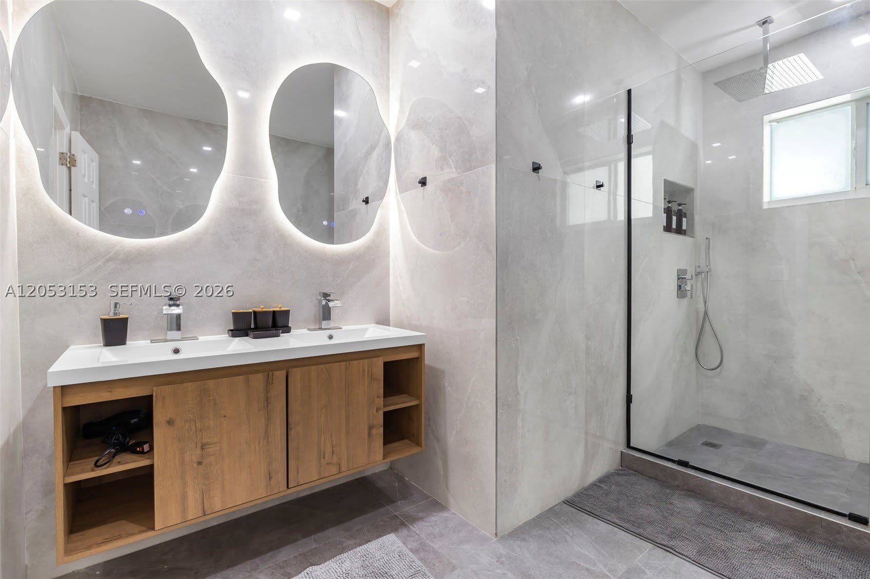 11121 Griffing Blvd – photo 3