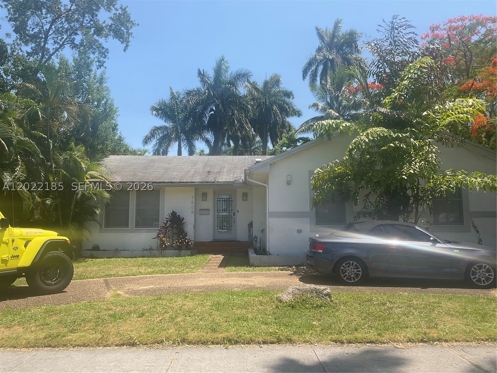 1206 Tyler St – photo 1