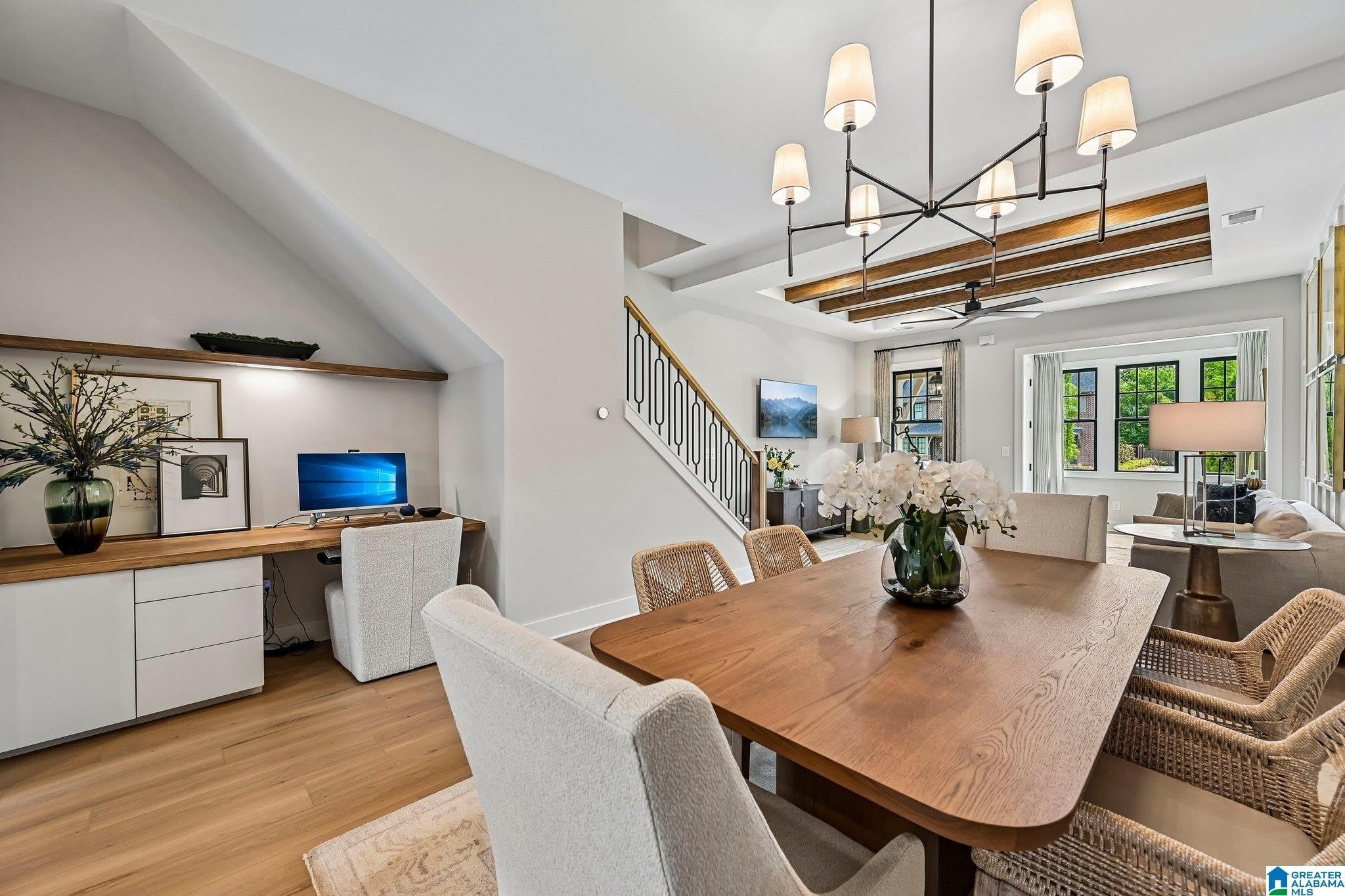 1199 WINDSOR SQUARE – photo 2