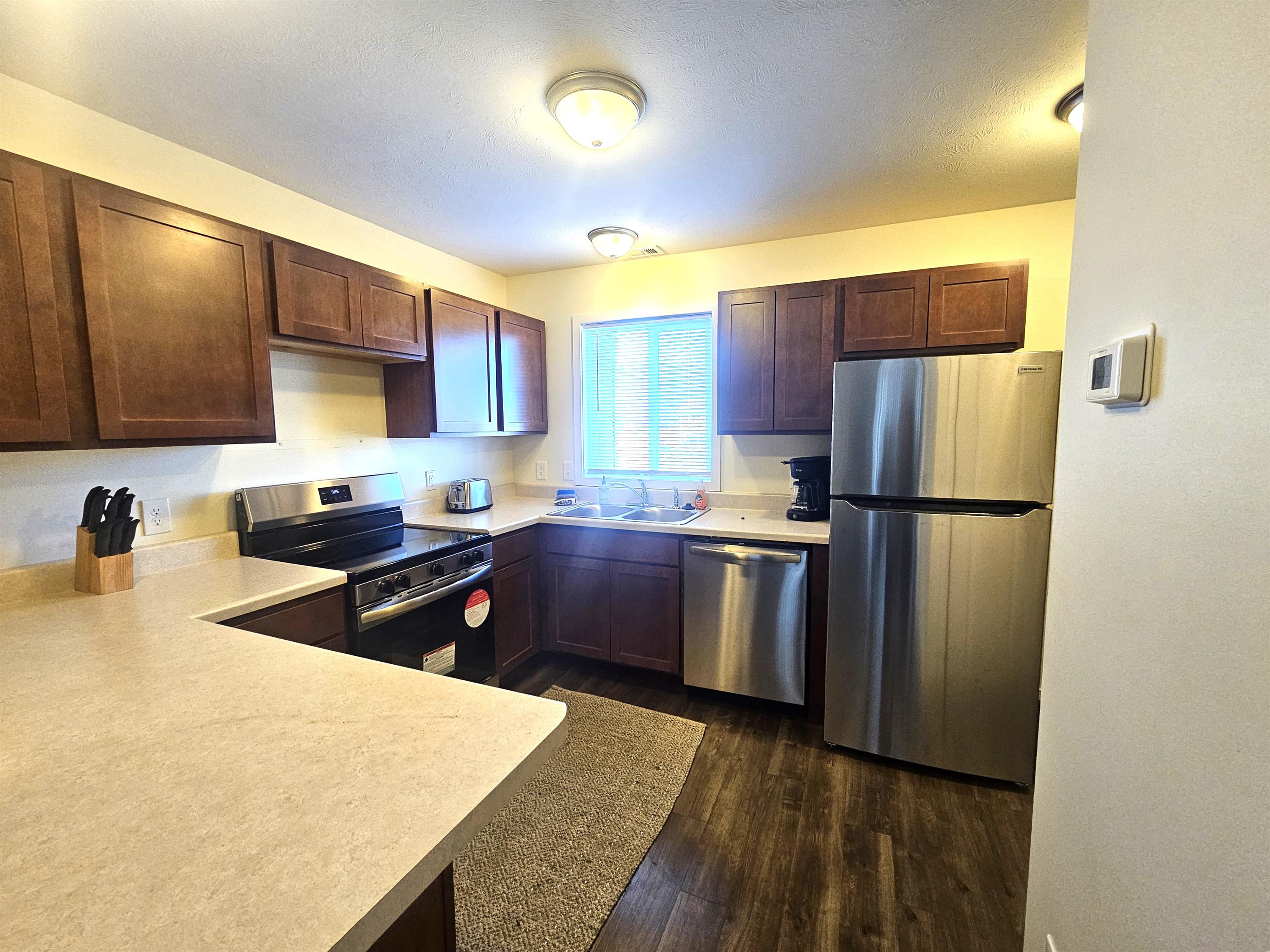 3905 Vale Drive – photo 4