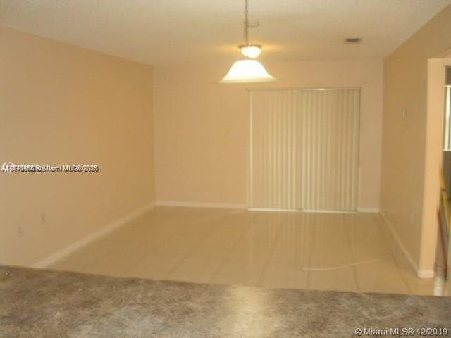 2204 SW 81st Ave # – photo 2