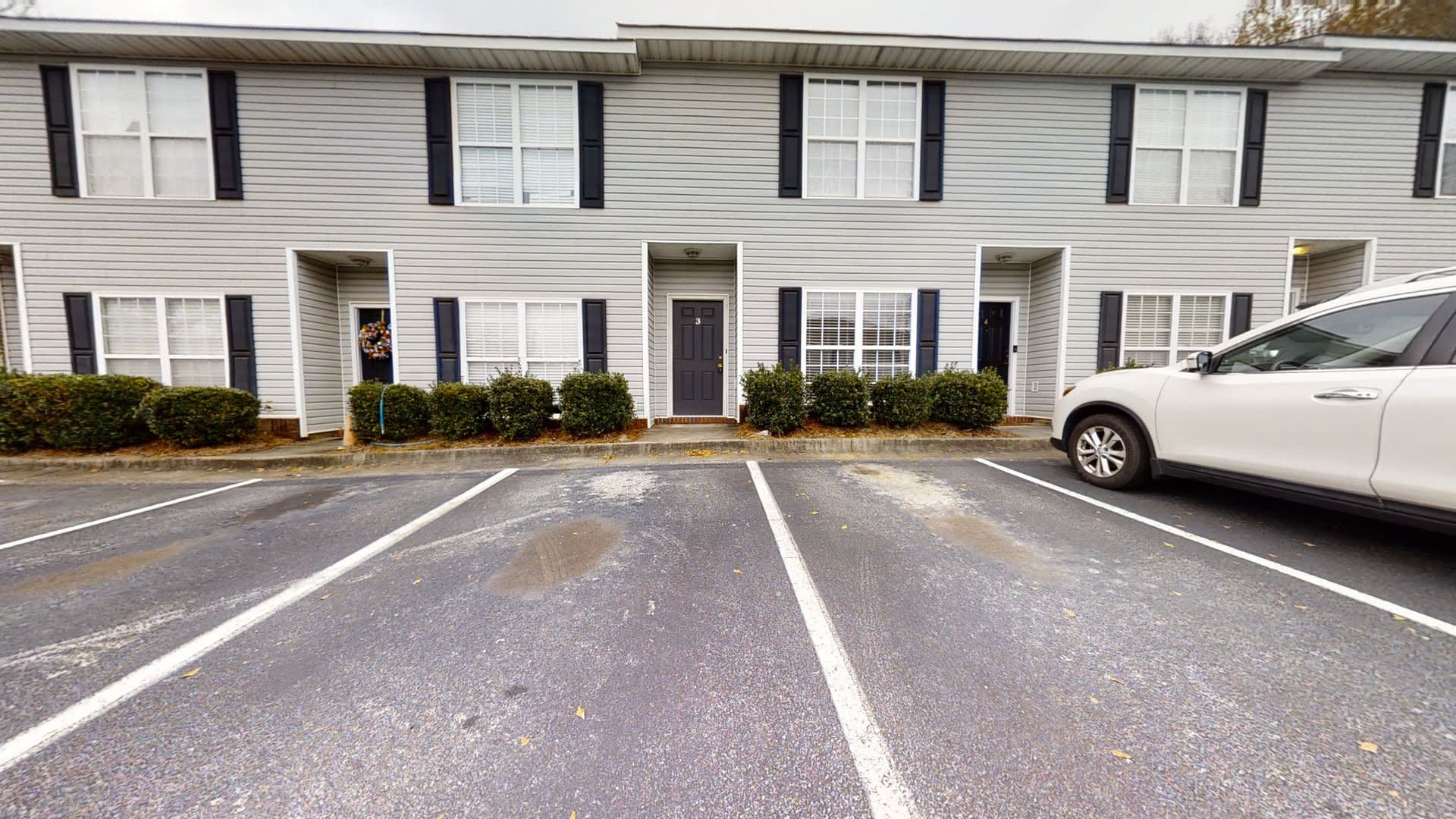 Auburn Townhome – photo 2