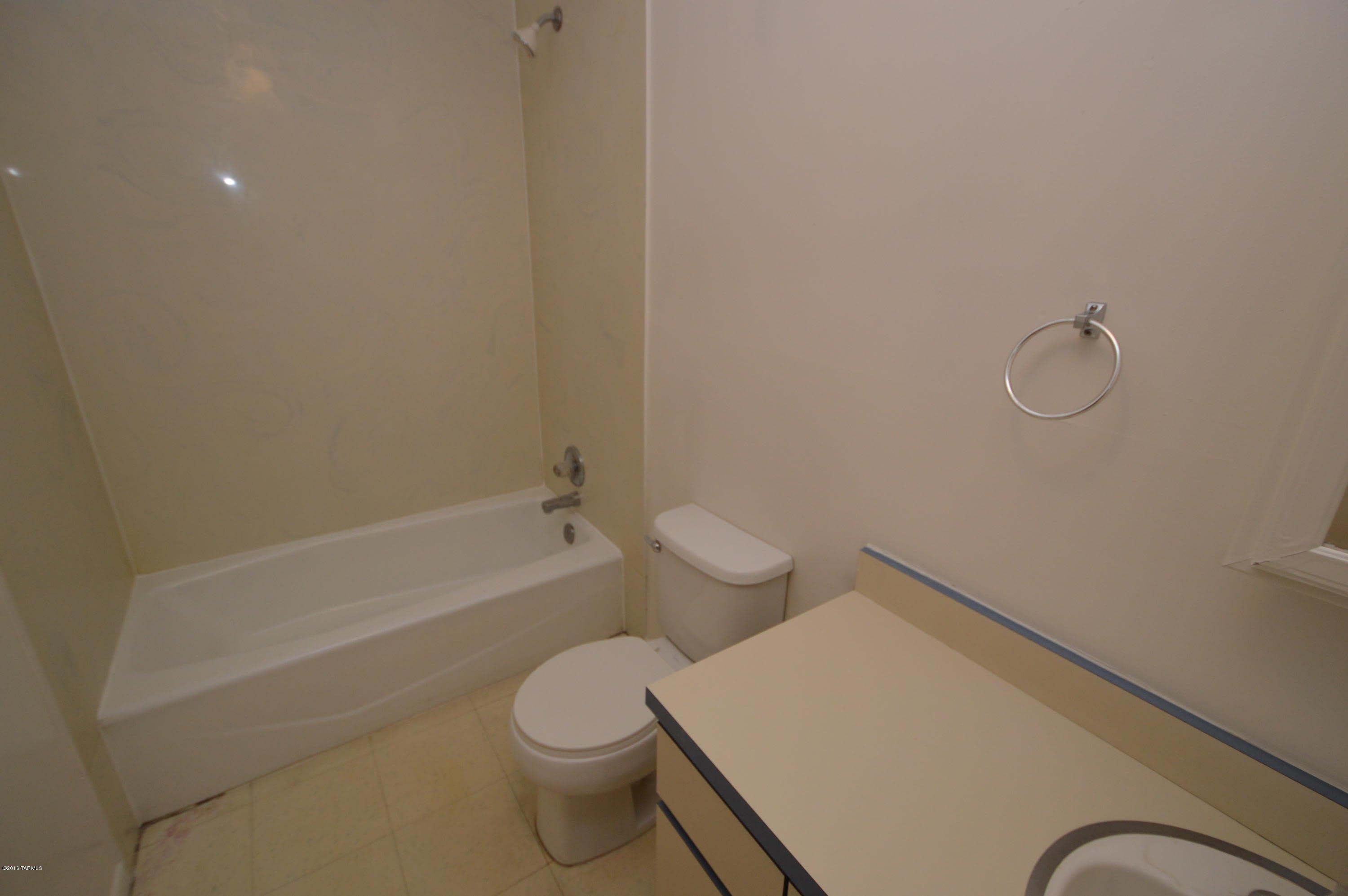 4115 E North Street – photo 5