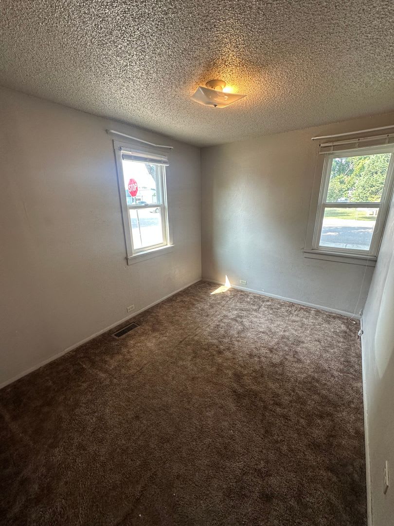 2356 Dixon – photo 3