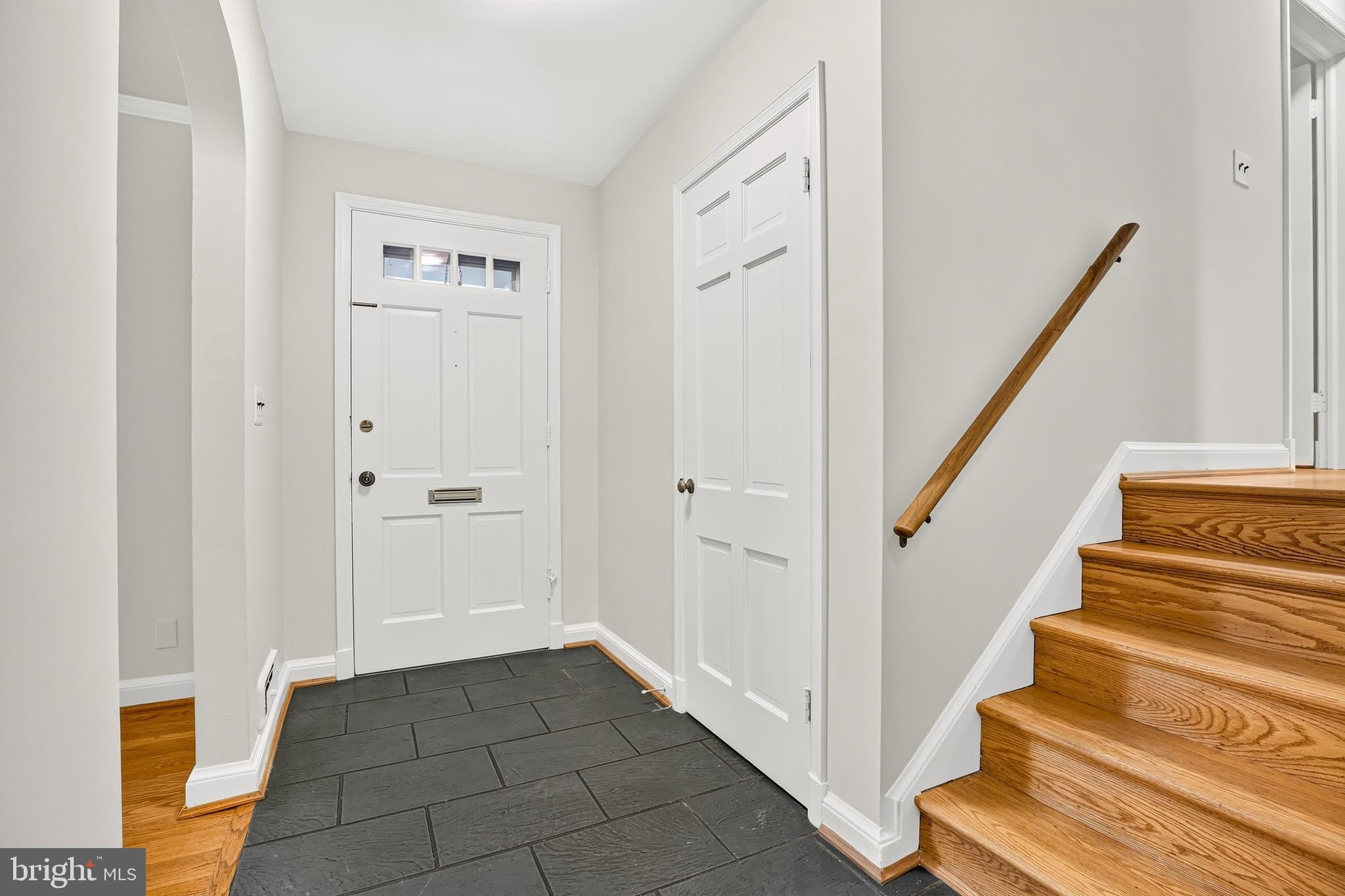 5625 OGDEN Road – photo 3