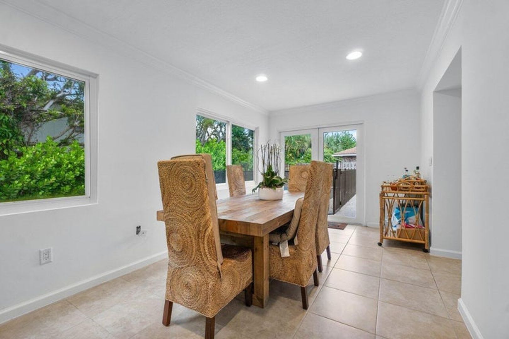 125 Gregory Place, West Palm Beach, FL 33405 – photo 5