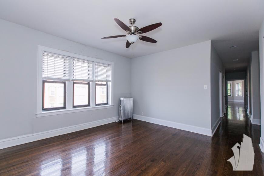 5160 N Leavitt – photo 2