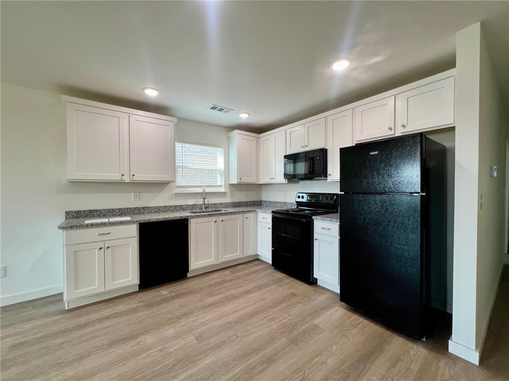 634 69th Avenue – photo 3