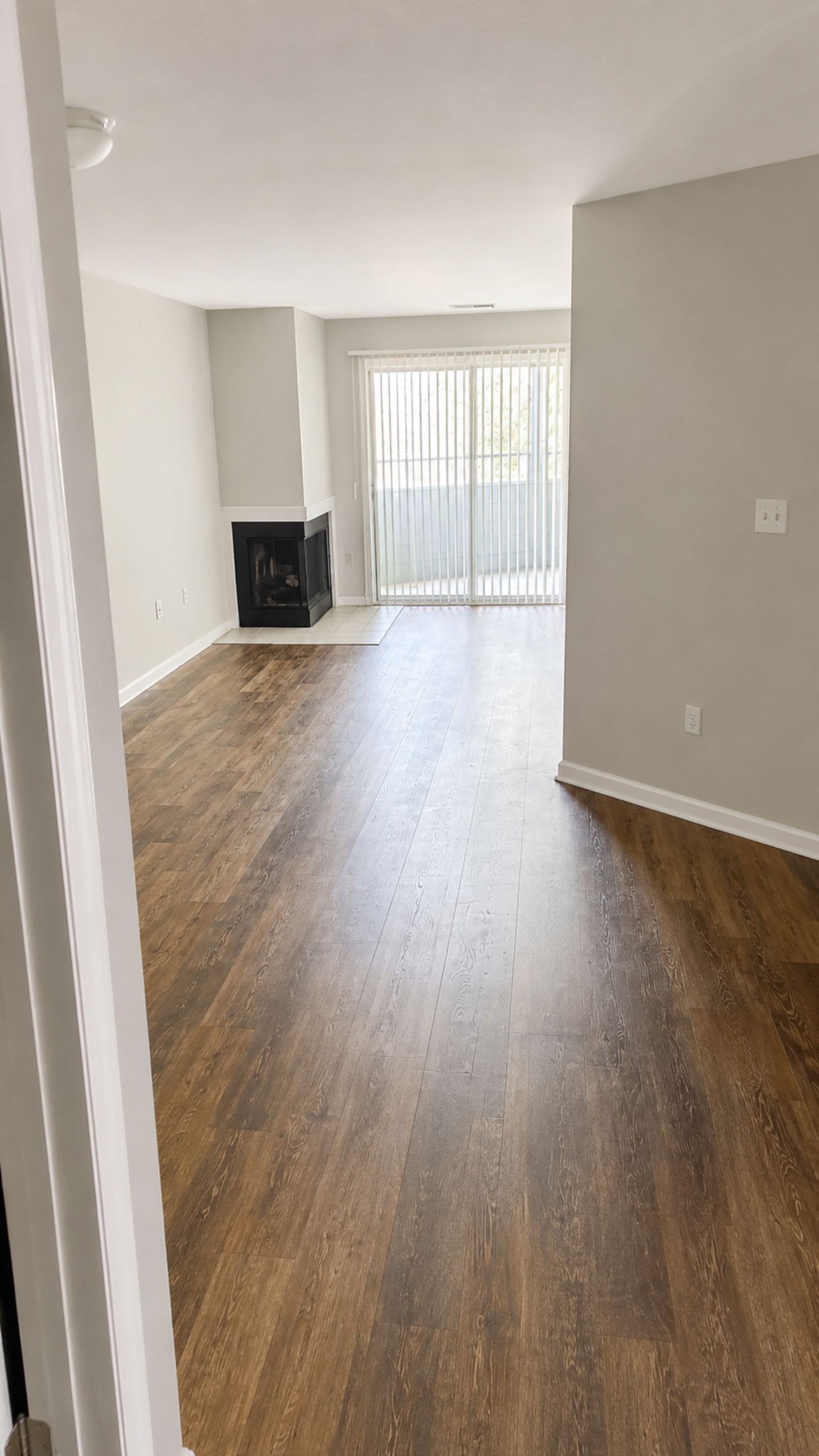 2557 Stockbridge Drive #B – photo 3
