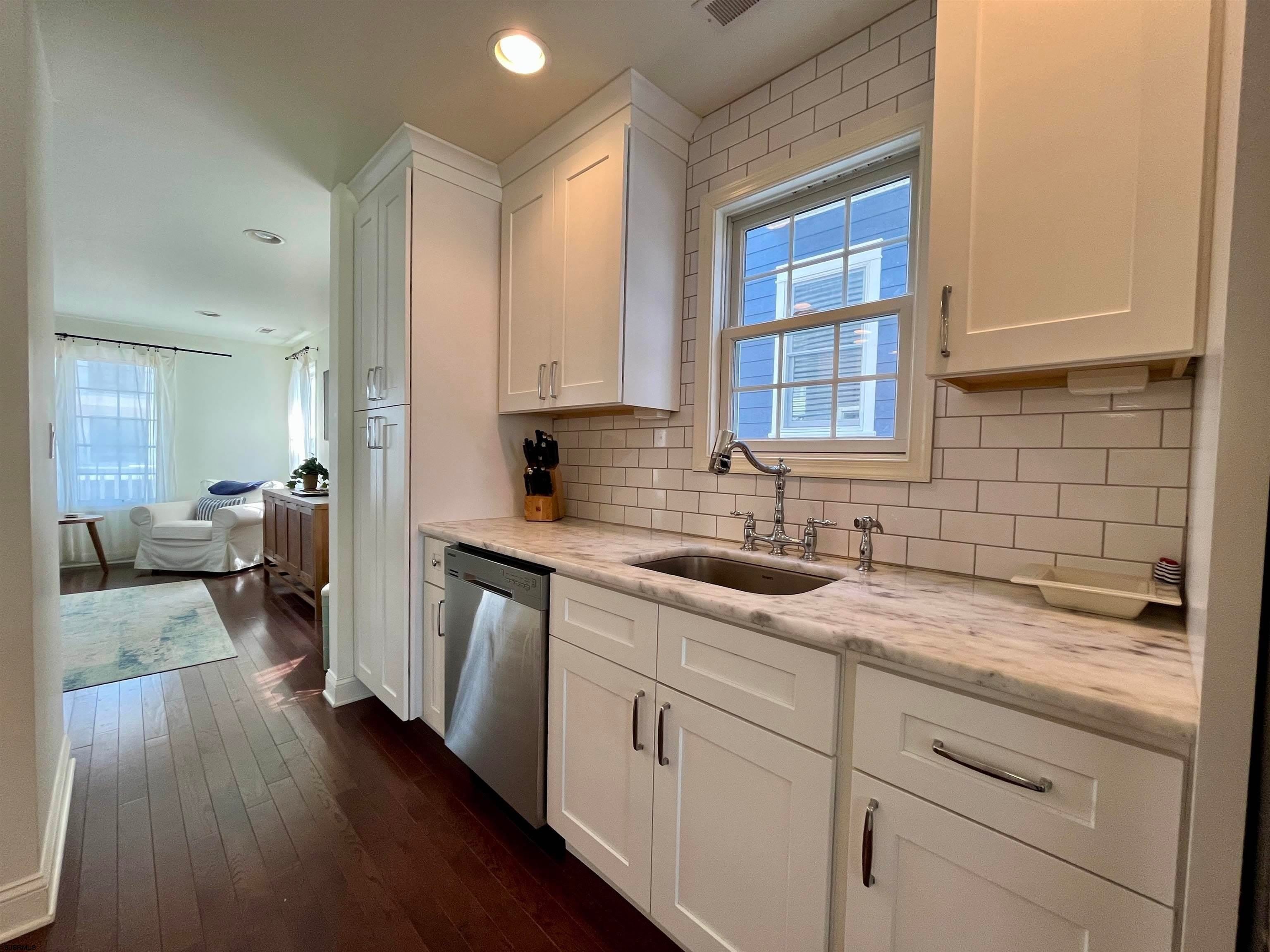 304 N Vendome Ave – photo 5