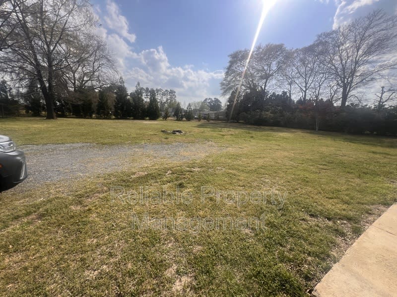 1638 Evans Rd – photo 4