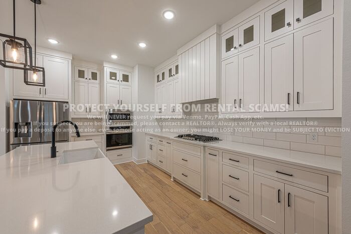 6875 Garden Trail Avenue – photo 5