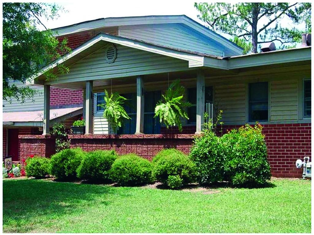 814 Blueridge Anniston Al 36207 – photo 2