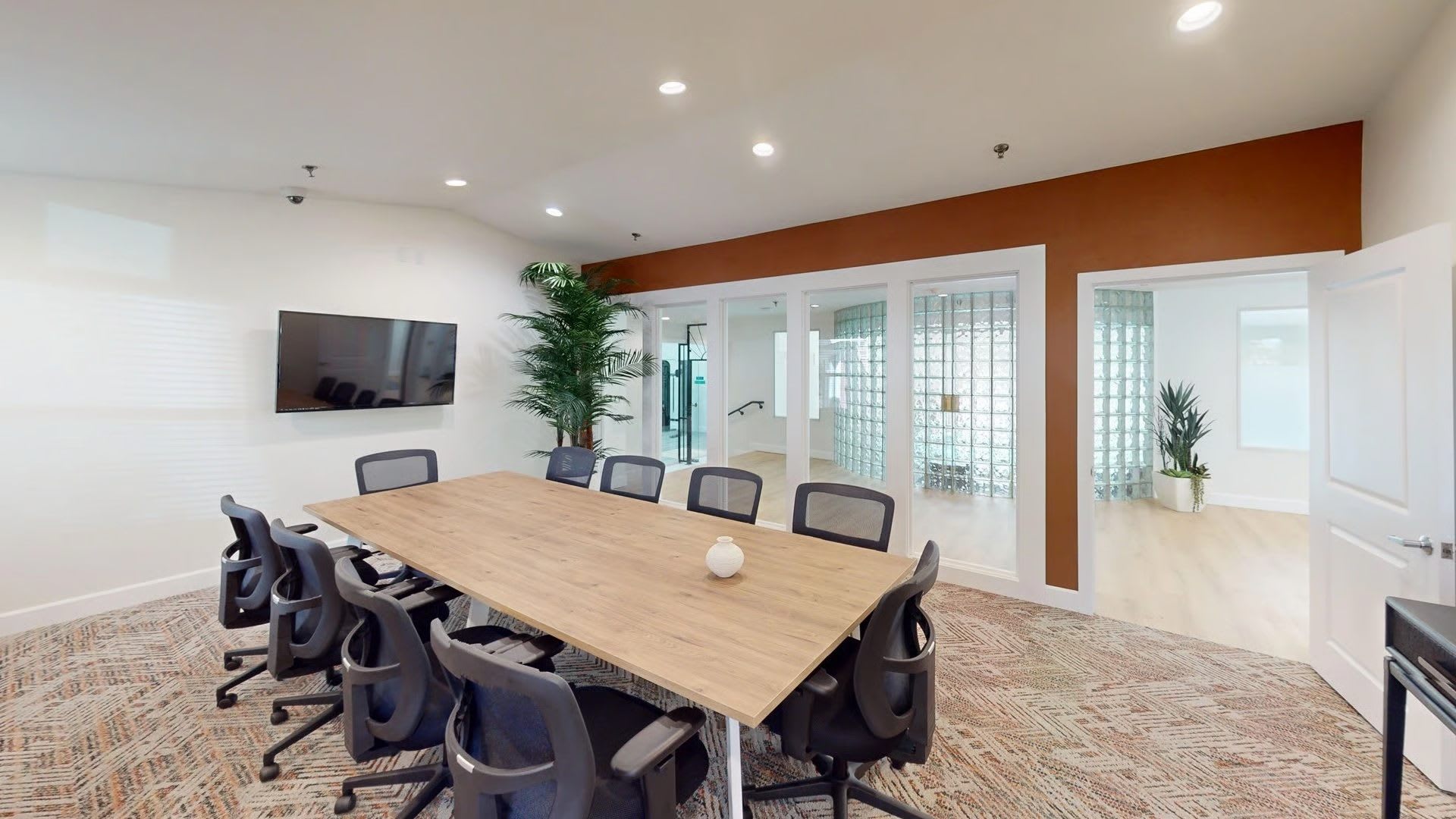 Larch Alderwood – photo 4