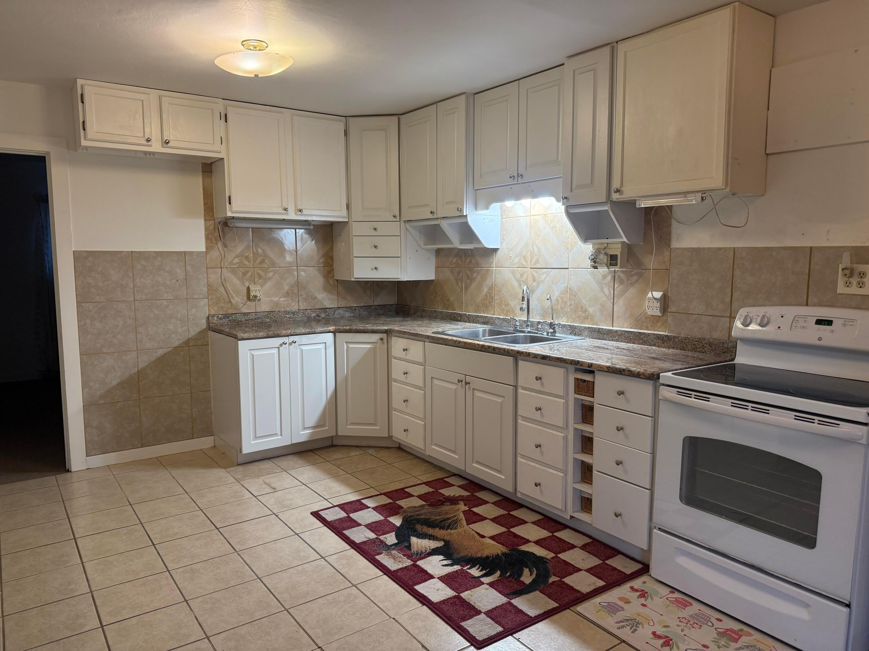 1534 Bell Street – photo 1