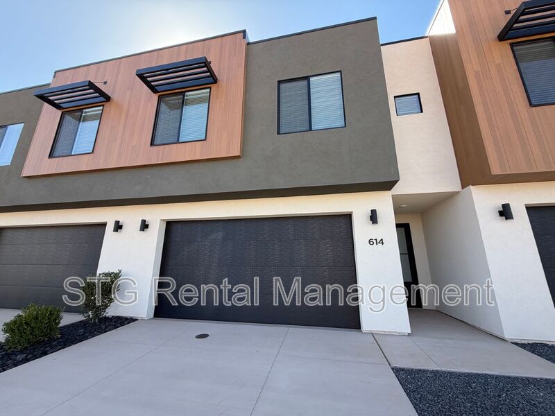 614 E Hemsworth Ln – photo 2