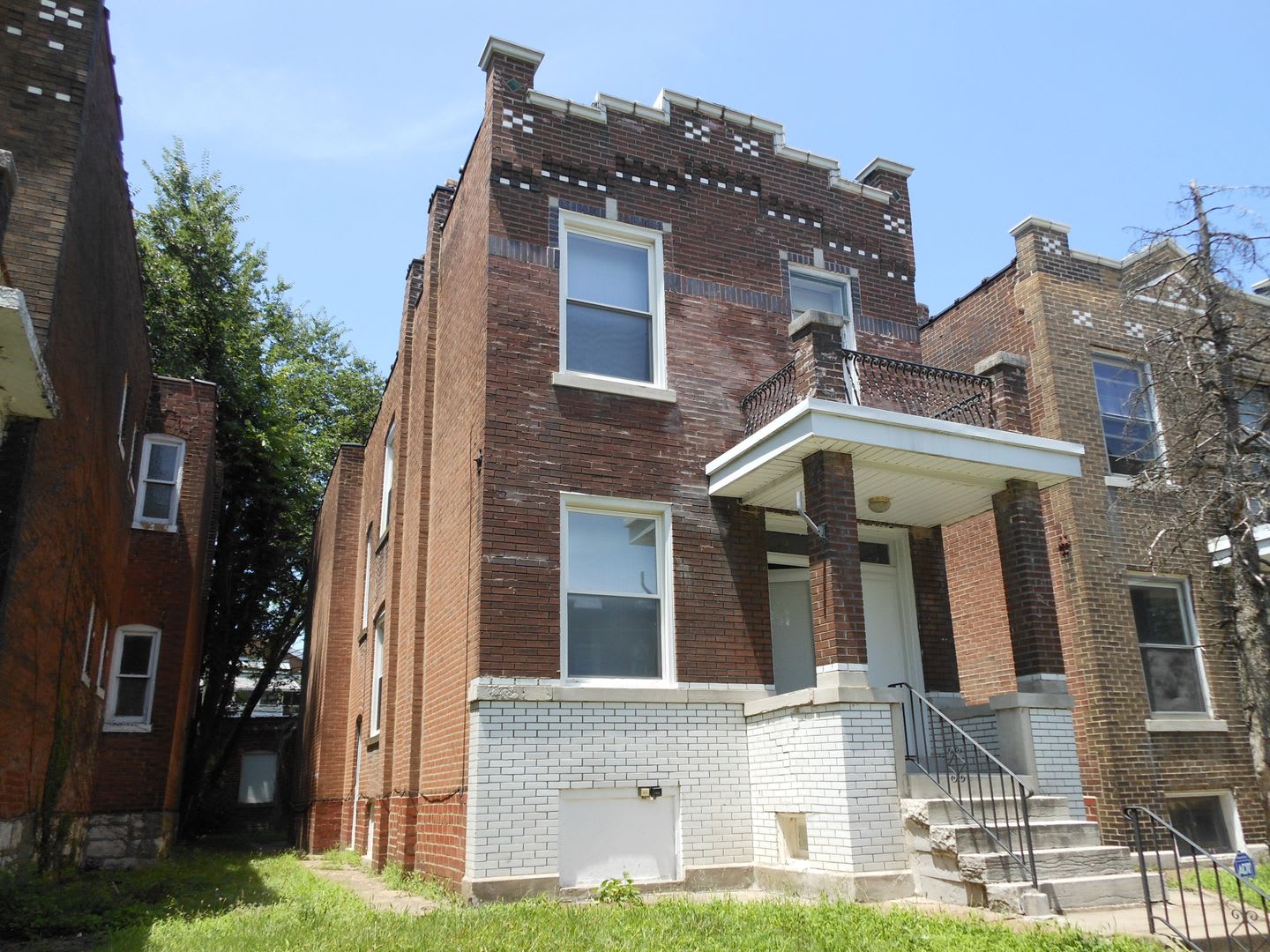 Coming Soon 4 Bed 2 Bath House – photo 3