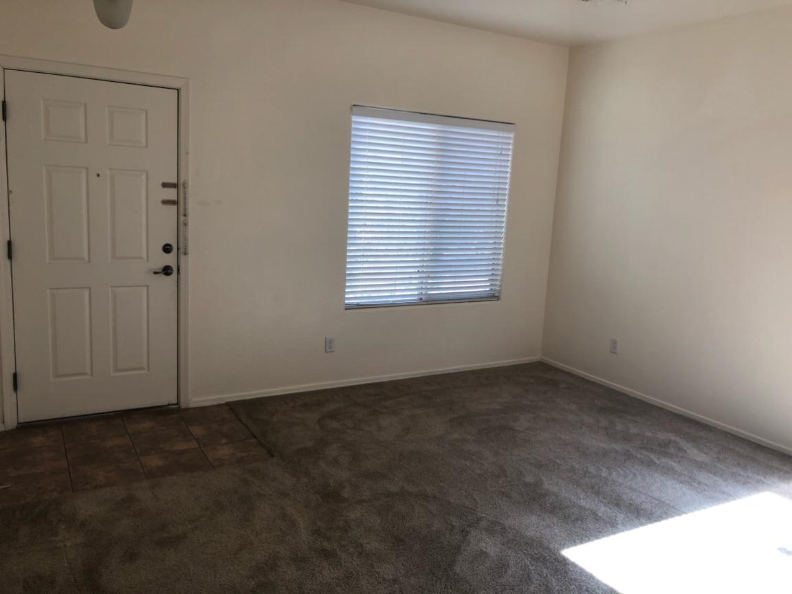811 W Spruell – photo 2
