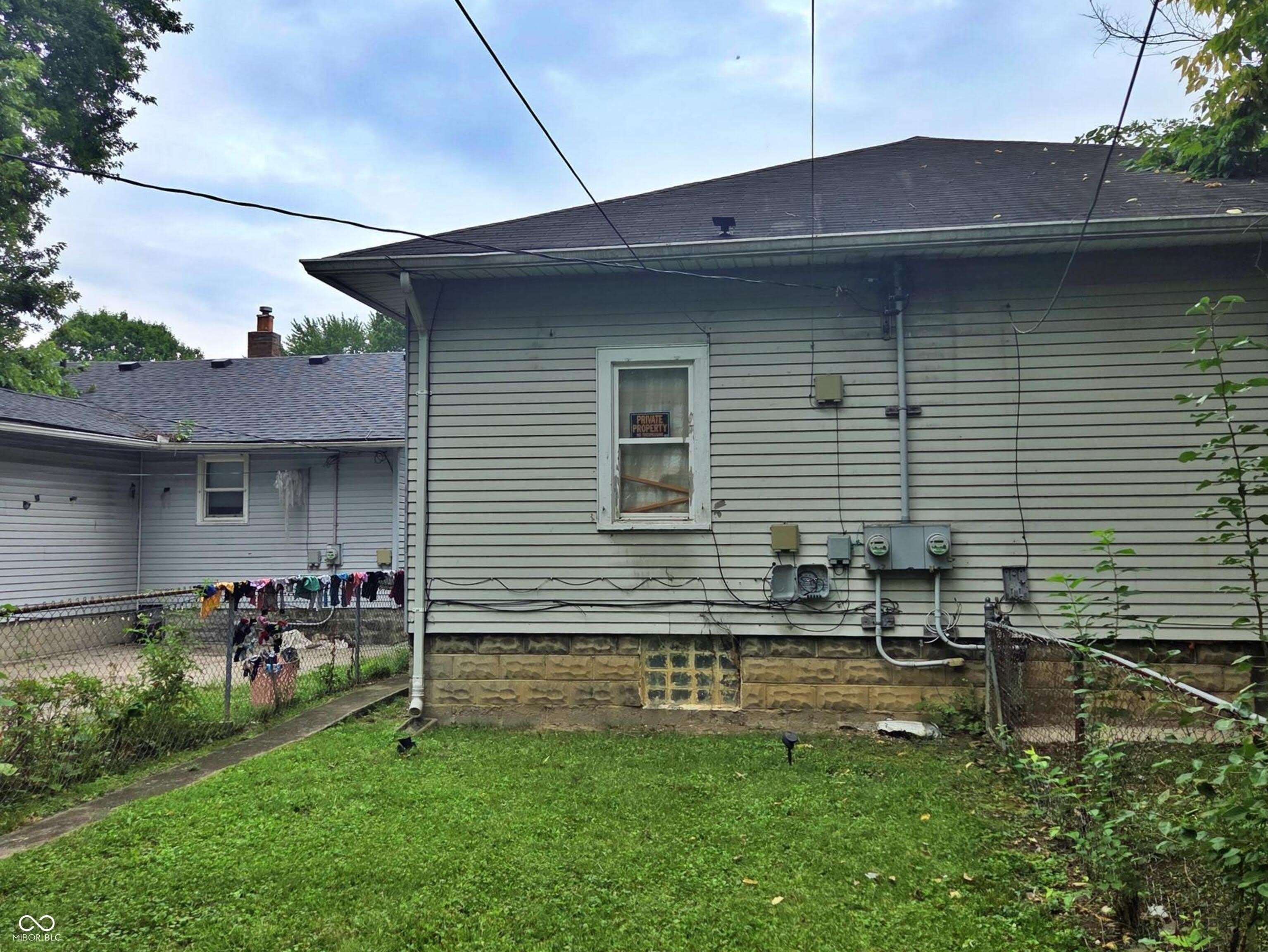 942 N Bradley Avenue – photo 4