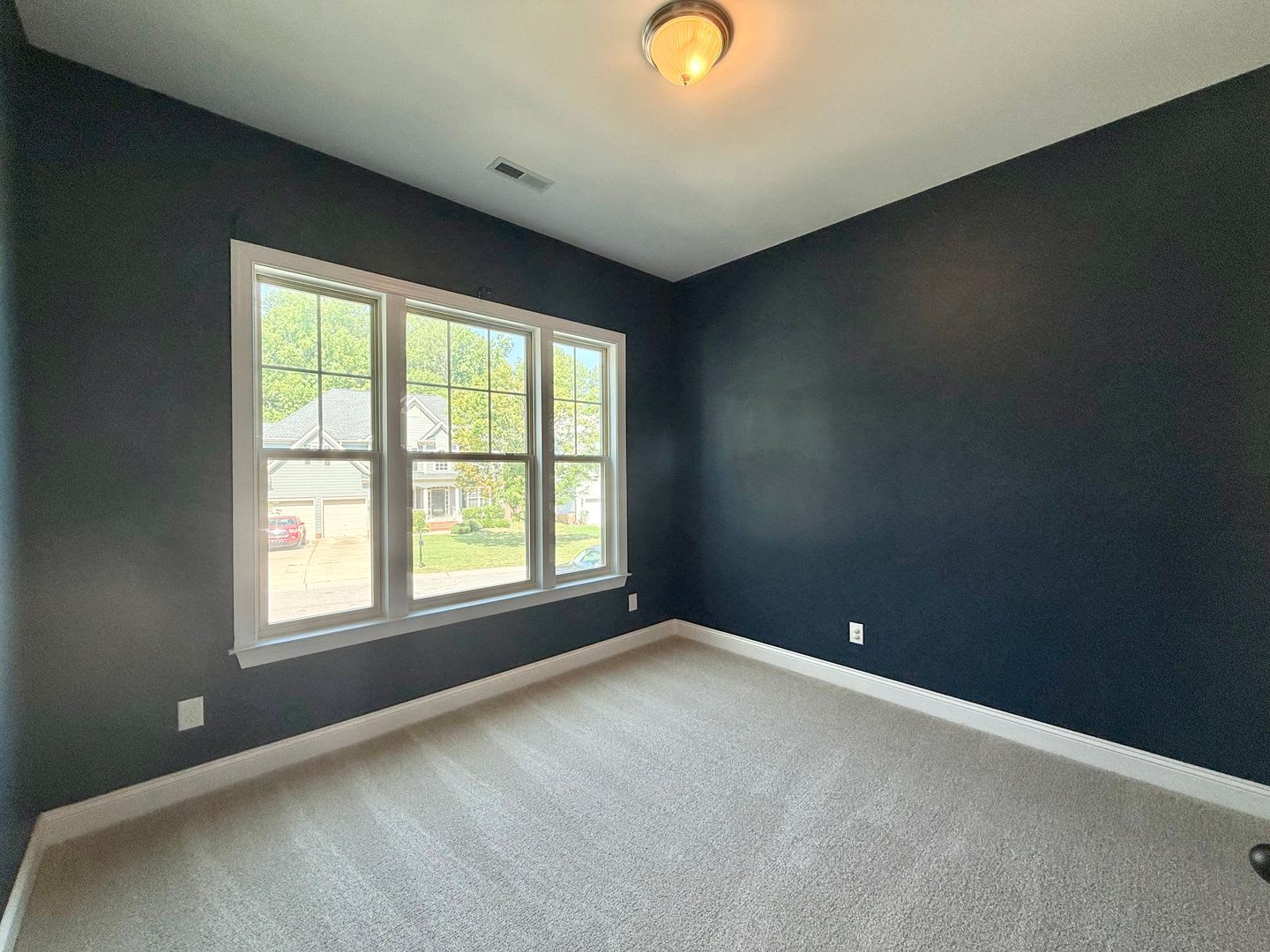 Offering Refundable Application Fees 200 Move In Promotion Spacious 4Bd 4Ba Wake Forest Home With 3 Car Garage And Large Bonus Room – photo 5